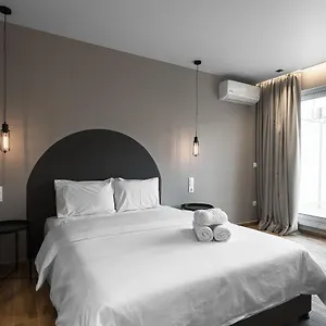 Big Apple, Nilie Hospitality Mgmt Θεσσαλονίκη